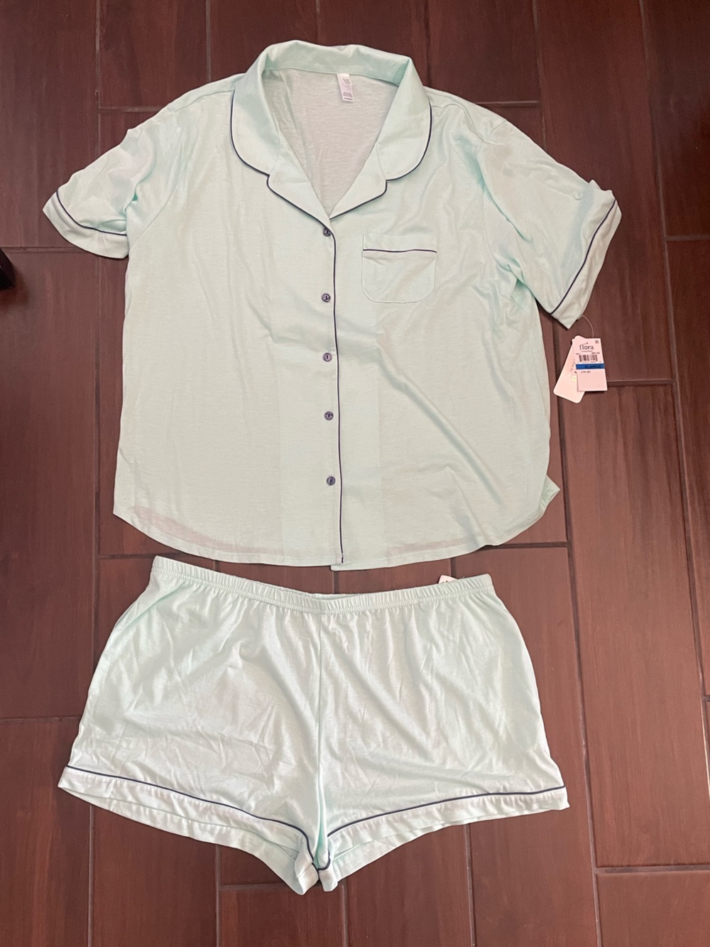 Flora Women's Short-Sleeve Pajama Set in Mint with Contrast Navy Piping - Picture 2 of 5